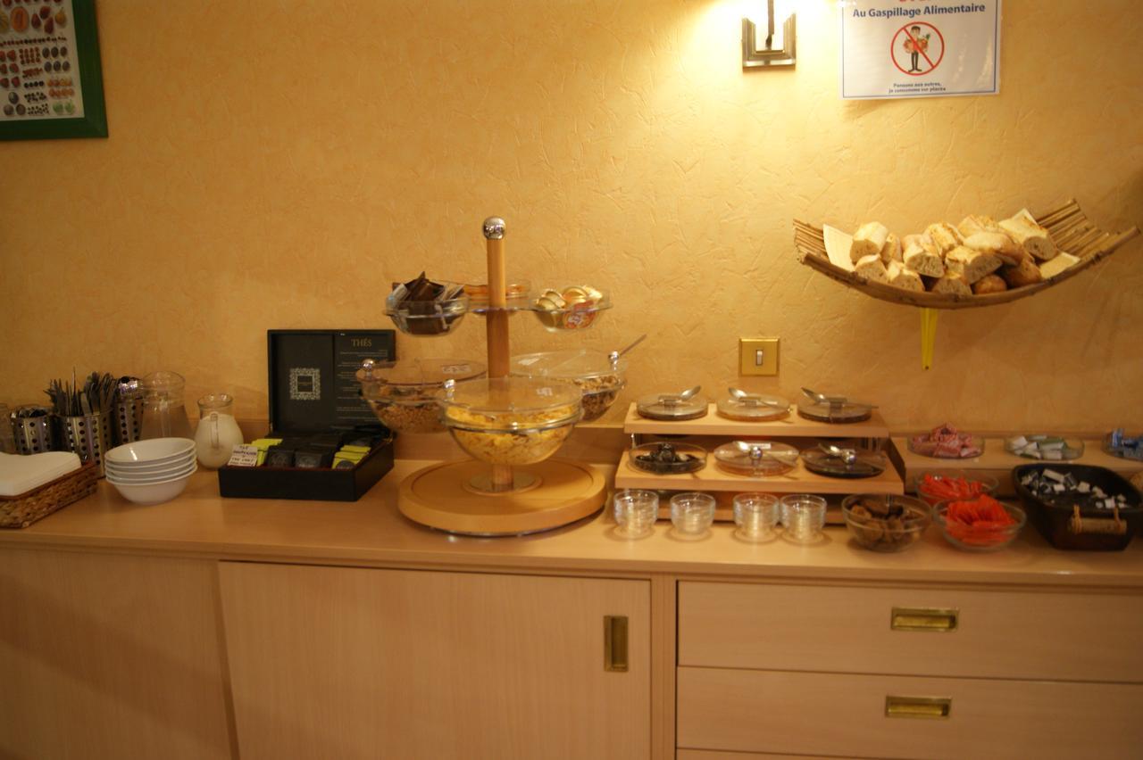 Hotel De L'Europe, Ла-Рош-Позе Экстерьер фото